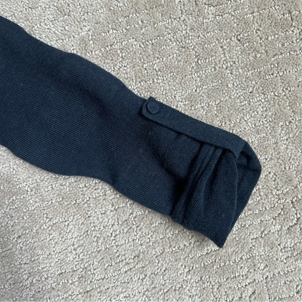 Ann Taylor Loft Petite 3/4 Quarter Sleeve Lightweight Sweater - Picture 4 of 5